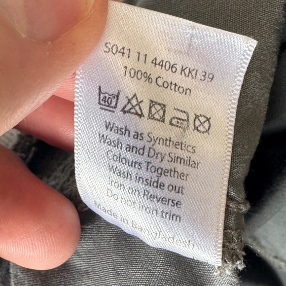 BM Women's Pull On Cargo Capri Pants Gray Size 12 Summer Casual Grunge - Picture 9 of 14